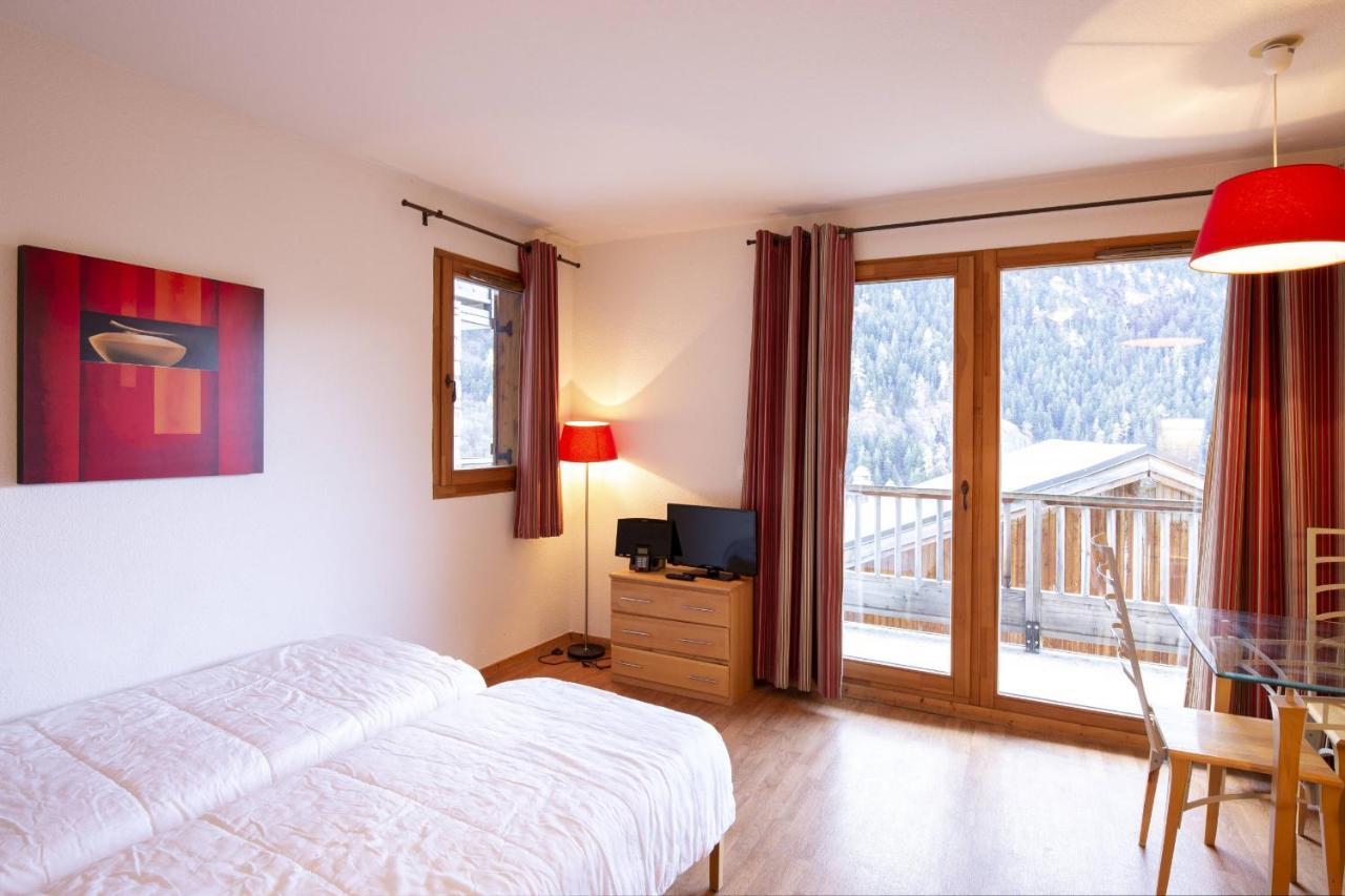 Le Hameau Spa & Piscine Studio 4Pers By Alpvision Residences Orelle Exterior photo